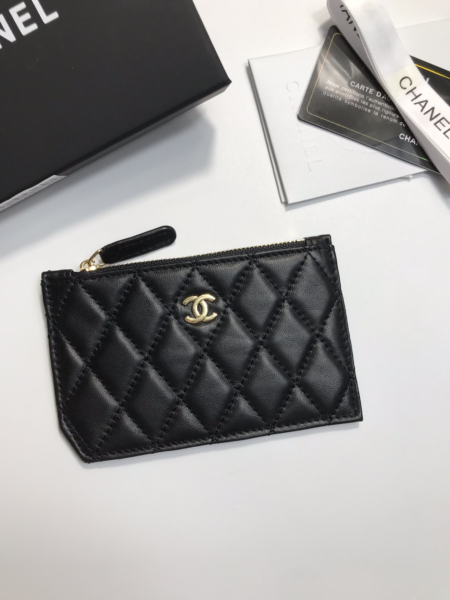 芸能人愛用Chanel シャネル 実物の写真 N品スーパーコピー財布代引き対応国内発送後払い安全必ず届く優良サイト